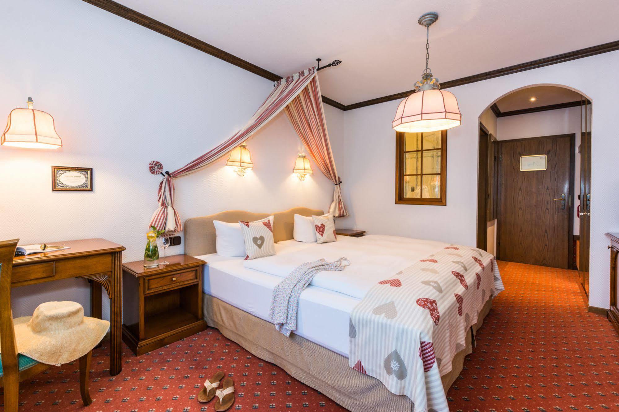 Lohmann'S Romantik Hotel Gravenberg Λάνγκενφελντ Εξωτερικό φωτογραφία